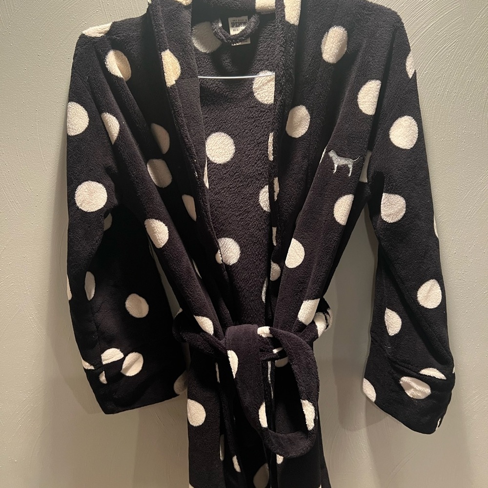 Black and White Polka Dot Robe